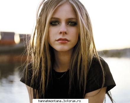 :nebun: avril lavigne